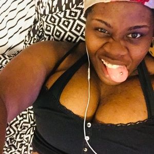 Meet your Posher, Chinwe